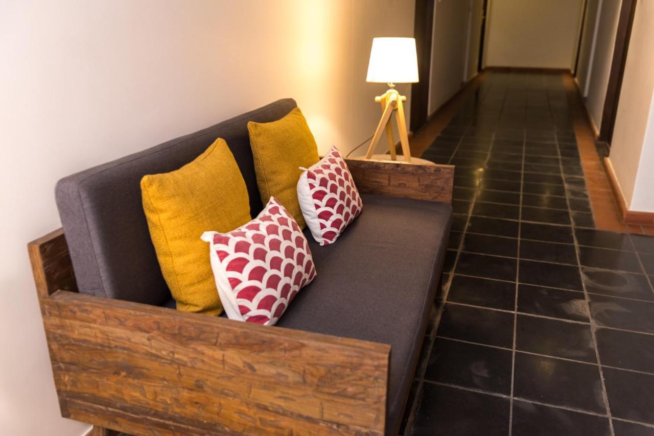 Hotel Roadhouse, Thamel, Kathmandu- Contemporary Boutique Ngoại thất bức ảnh
