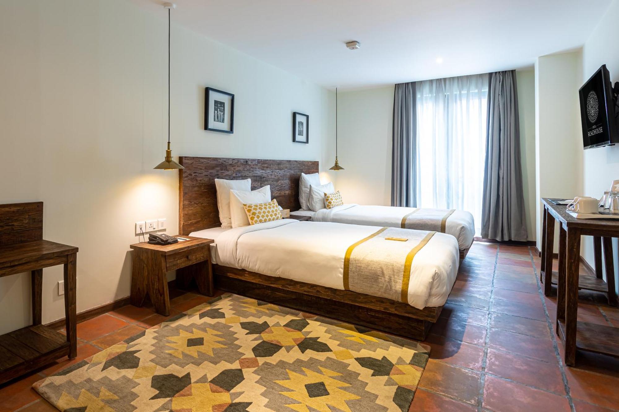 Hotel Roadhouse, Thamel, Kathmandu- Contemporary Boutique Ngoại thất bức ảnh